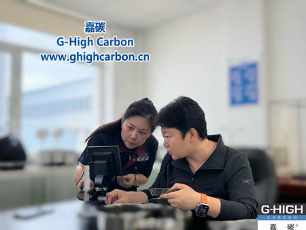 以专业铸品，用创新托举客户愿景